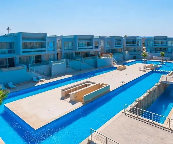 Daire Lovely 1 Bedroom With Private Heated Jacuzzi At Sholan El Gouna Hurgada